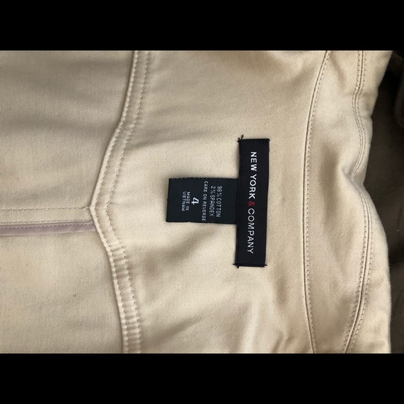 New York & Company Khaki Blazer - Size 4 - Picture 4 of 4